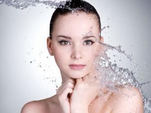 吃完堅果要多喝水-吃什么需要多喝水?