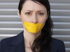 嘴巴有異味怎么辦？香芹菜可使口氣清新