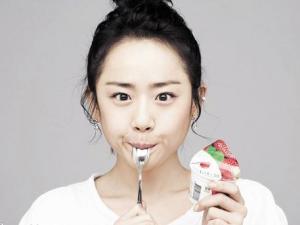 酸奶什么時(shí)候喝好？喝酸奶的好處，酸奶的營(yíng)養(yǎng)價(jià)值