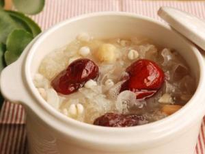 隔夜的銀耳能吃嗎？隔夜銀耳為什么不能吃