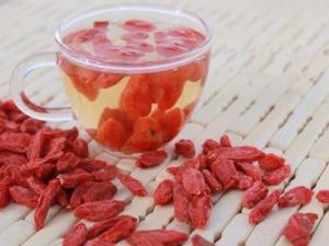 枸杞泡水喝有什么好處?什么人最適合吃枸杞