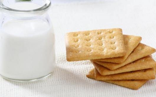 吃蘇打餅干好不好?吃蘇打餅干會胖嗎