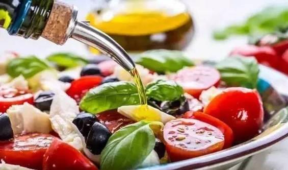 食用油過期還能吃嗎?過期食用油的危害