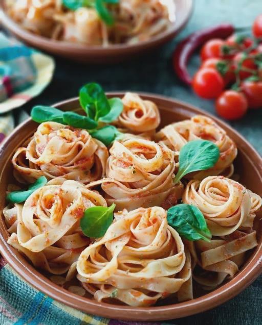 米飯和面食吃哪個更好?吃米和吃面哪個更營養減肥養胃?