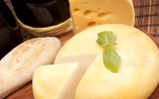 奶酪適合哪些人吃?奶酪有哪些功效?