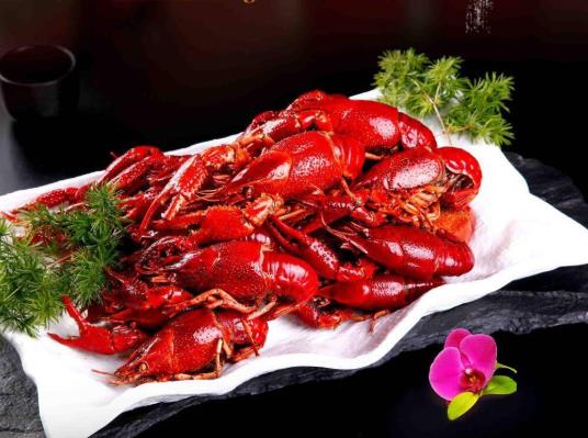 吃了啤酒煮的小龍蝦還能吃消炎藥嗎?小龍蝦里面的啤酒能被檢測出來嗎