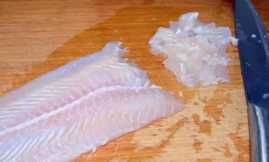 為什么會(huì)說(shuō)龍利魚(yú)不能吃?哪些人不宜吃龍利魚(yú)?