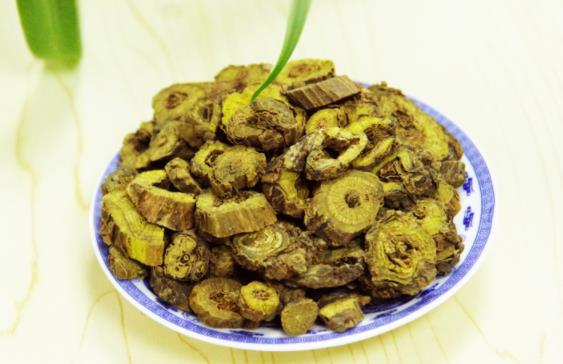 黃芩養肝還是傷肝 黃芩變綠的原因