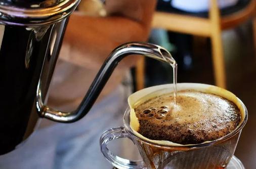 手磨咖啡是黑咖啡嗎 手磨咖啡要煮多長時間最好