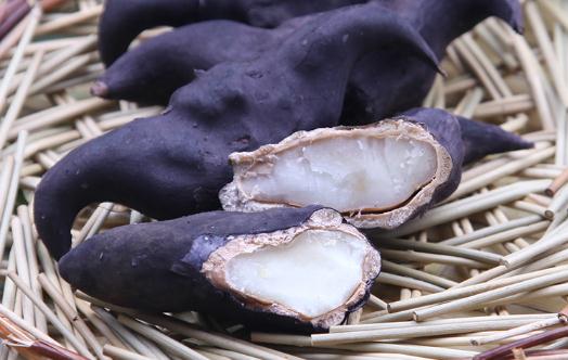 帶殼的菱角要煮多久 菱角怎樣保存冬天還能吃