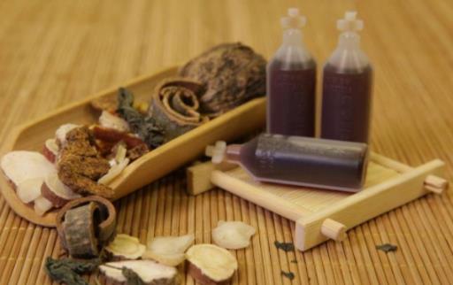 藿香正氣水去濕氣喝幾天見效果 藿香正氣水一天喝幾支祛濕