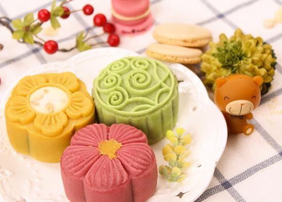 月餅做好怎么回油?買月餅是買廣式的好還是蘇式的好?