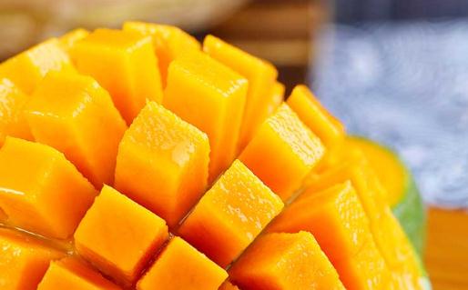 芒果長了黑斑能吃嗎 芒果核發(fā)芽了芒果肉還能吃嗎