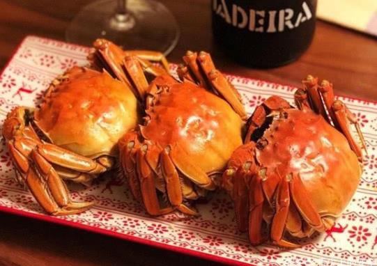 大閘蟹反復加熱會有毒嗎?大閘蟹只有眼睛會動還能吃嗎