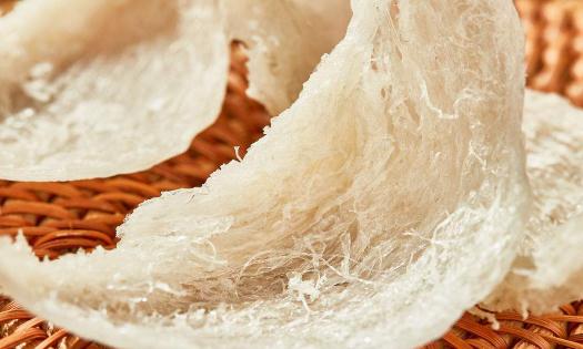 燕窩一次一人吃多少克合適 燕窩是白色好還是偏黃一點(diǎn)好