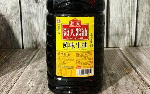 生抽沒開封過期一年可以吃嗎 生抽變質(zhì)是什么樣子