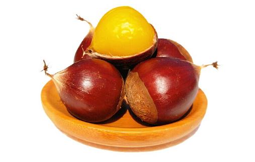 空氣炸鍋加熱板栗要放油嗎 空氣炸鍋烤板栗會爆炸嗎