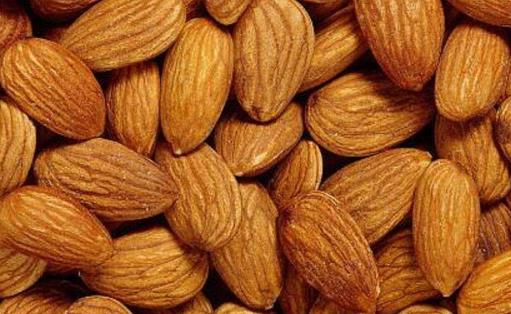 吃杏仁是生的好還是熟的好 杏仁苦的和甜的有什么區別