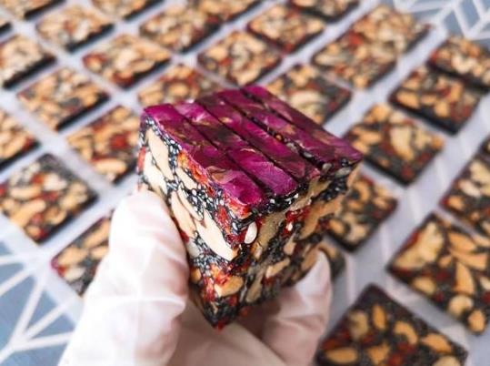 固本堂阿膠糕吃了會不會上火?固本堂阿膠糕要不要放冰箱保存