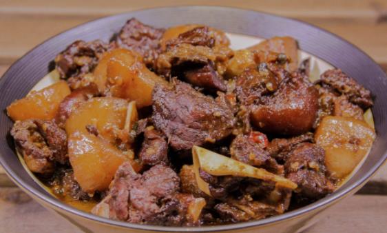 哪些人不適合吃羊肉?羊肉吃多了會怎樣?