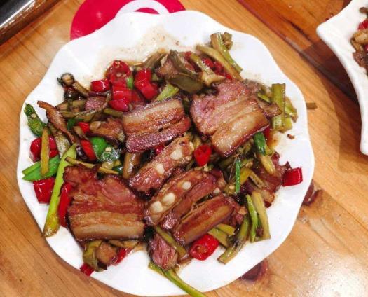 臘肉可以用烤箱烤干嗎?臘肉可以用洗潔精洗嗎