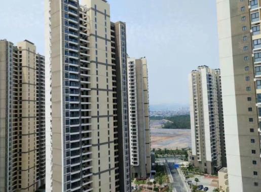 回遷房超面積怎么解決?辦理回遷房房產證可以寫別人名字嗎