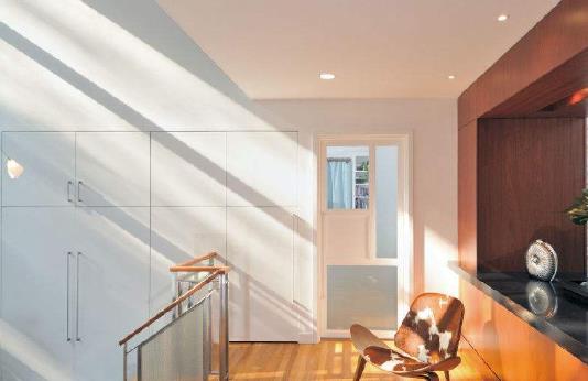 沒有窗戶的房間怎么通風(fēng)?房屋采光受什么因素影響