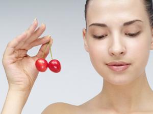 混合性皮膚用什么洗面奶？混合性皮膚怎么保養？