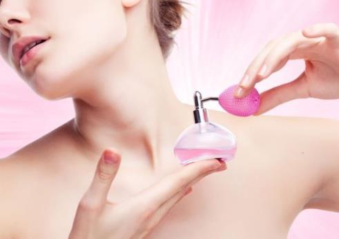 ��ηֱ������ˮ����ˮ�ı��|(zh��)�ڶ��L����ˮ��ʹ�ý���