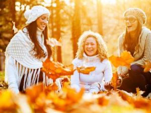 20歲、30歲、40歲的女人秋季如何保養(yǎng)皮膚防秋燥