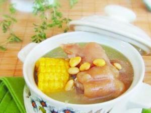 夏季養生食譜：五款食療養生湯讓你肌膚白皙