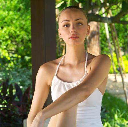 臉上有紅血絲該怎么辦?臉上有紅血絲是怎么回事