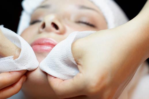 走出抗衰老誤區:七條皮膚保養歪理會加速女人衰老