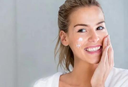 防曬涂兩層效果能加倍嗎?防曬霜能管幾個小時?