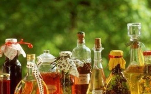 不少人通過排毒來達(dá)到養(yǎng)顏的效果 排毒養(yǎng)顏秘方