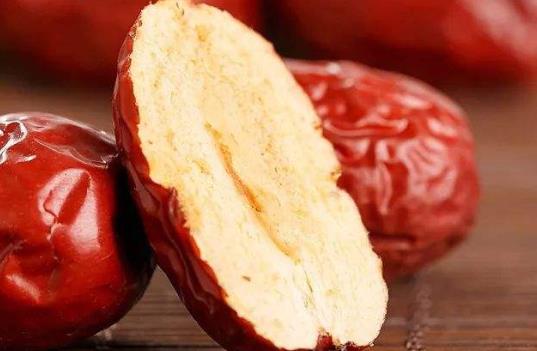 改善皮膚暗黃 快速美白妙招