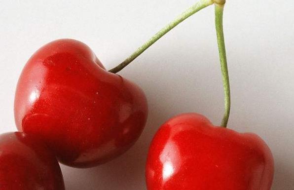 常吃這10種水果 吃出水潤肌膚