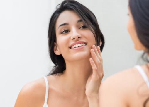 毛孔粗大是什么原因導致的 毛孔粗大的話該怎么護理