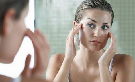 皮膚高度過敏用什么保濕 皮膚高度過敏該怎么保養(yǎng)