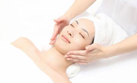 敷完面膜后要不要洗臉 怎么敷面膜才能讓它發揮最大功效