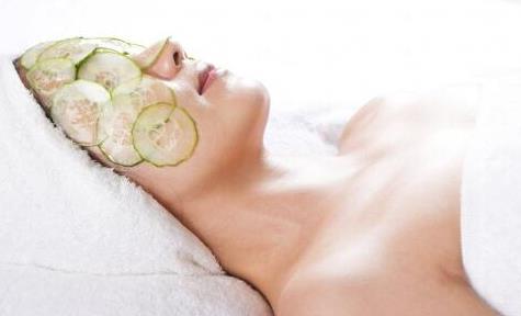 容易導致毛孔粗大的一些習慣 毛孔粗大該怎么護膚調理