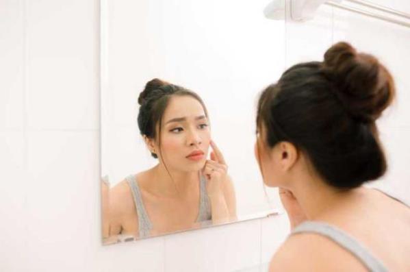 臉上紅血絲如何治療 消除紅血絲的小妙招戳這里