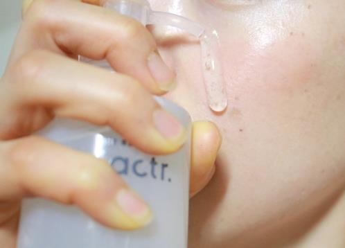 敏感肌護膚品牌,深層補水高保濕用Factr麗緋特核心安瓶精華