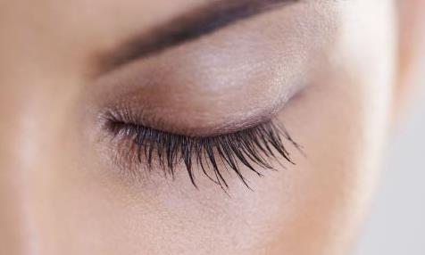 割雙眼皮手術(shù)后要多久才能消腫 雙眼皮手術(shù)后消腫小貼士