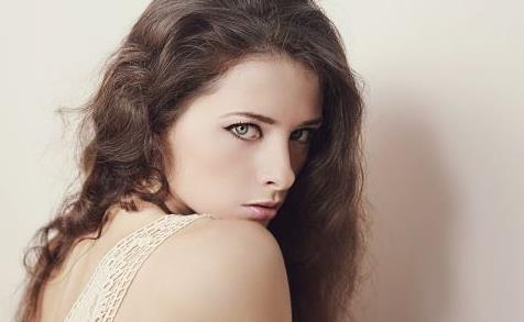 雙眼皮手術(shù)幾天拆線 怎么緩解埋線雙眼皮引起的淤青