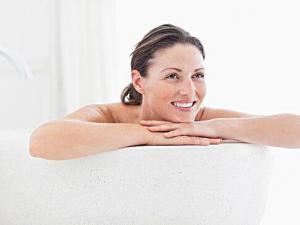 洗冷水澡能減肥嗎？女性洗澡的注意事項(xiàng)