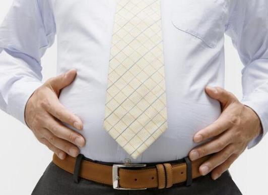 啤酒肚的人應該怎么鍛煉?啤酒肚對身體有什么影響?