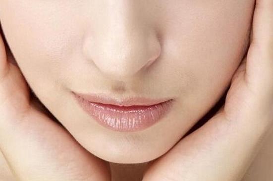 雙下巴是怎么造成的?怎么瘦臉和雙下巴?