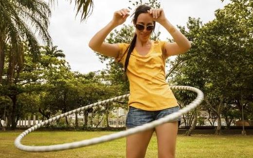 呼啦圈瘦腰法注意事項 怎么樣快速練成A4腰