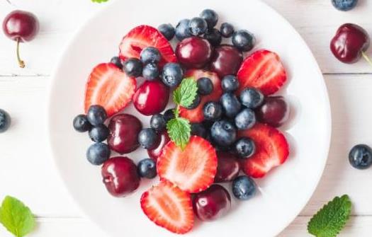 水果晚餐減肥法對水果的選擇 關于晚餐西紅柿減肥法